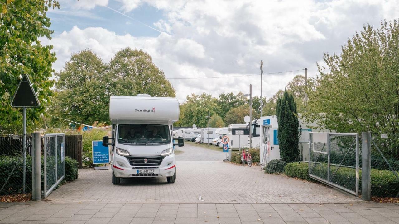 Hannover Messe Camp Exterior foto